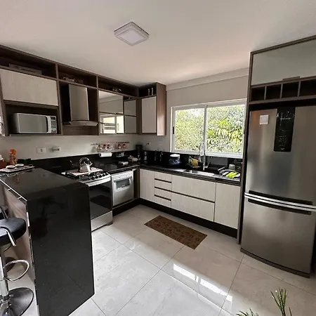 Charming Home 2 Min. From Barigui Park-3